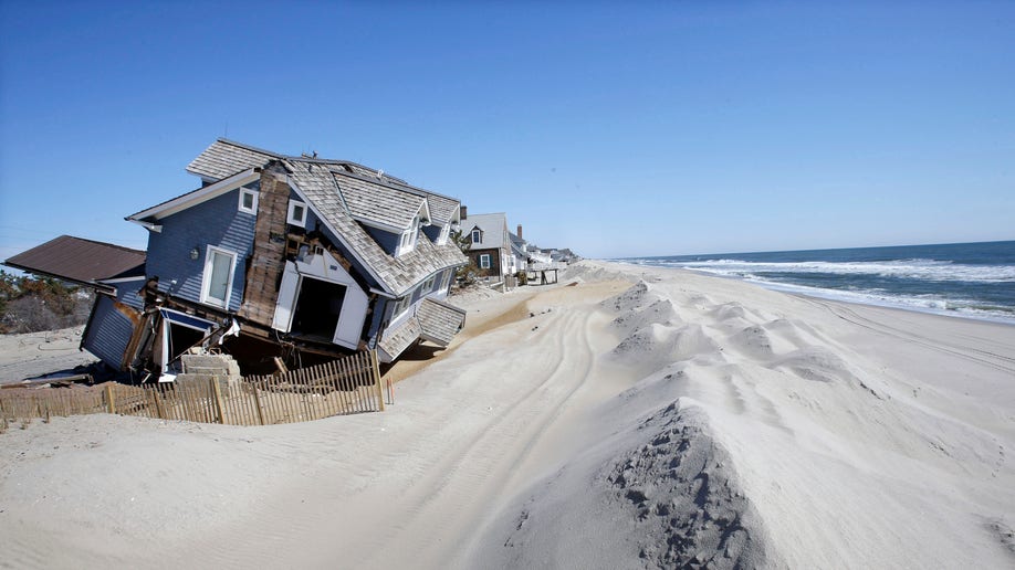 APTOPIX Superstorm Sandy 6 Months Later