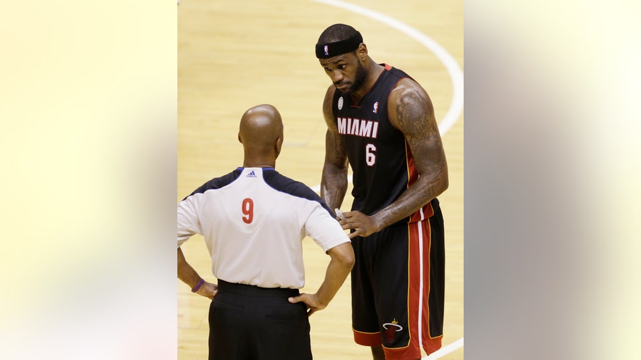 Heat Pacers Basketball