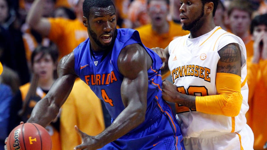 bd5a94fe-Florida Tennessee Basketball