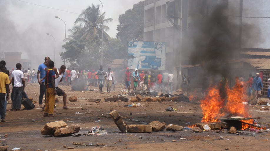 b65c8b4f-Guinea Protest