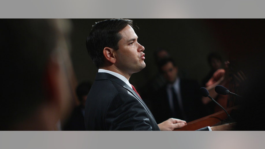 601e732f-117873819WM004_Senators_DeM