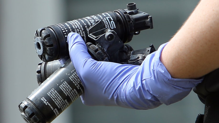 ddbbb543-Firefighters Hostage Georgia