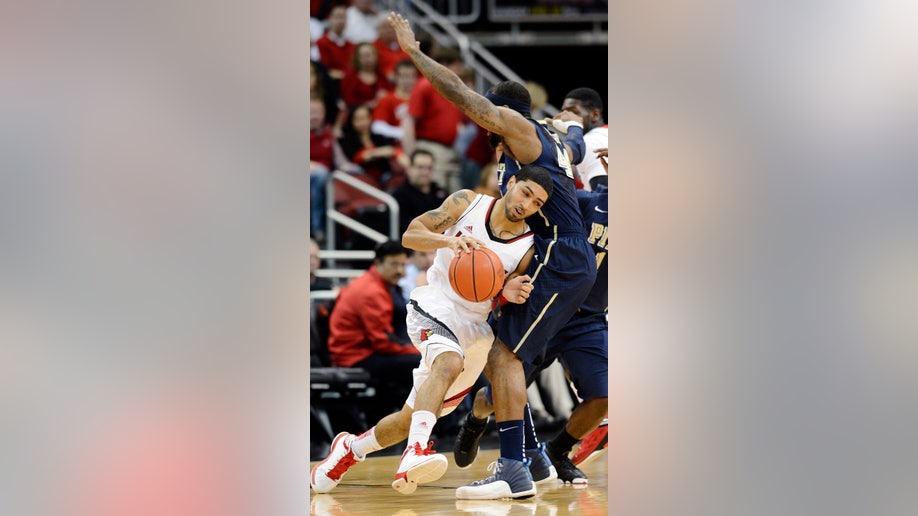 2406903c-Pittsburgh Louisville Basketball