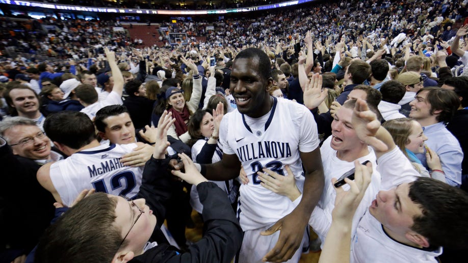 2471ce38-Syracuse Villanova Basketball