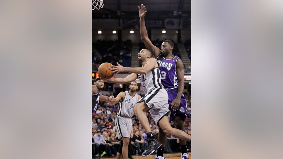 Spurs Kings Basketball