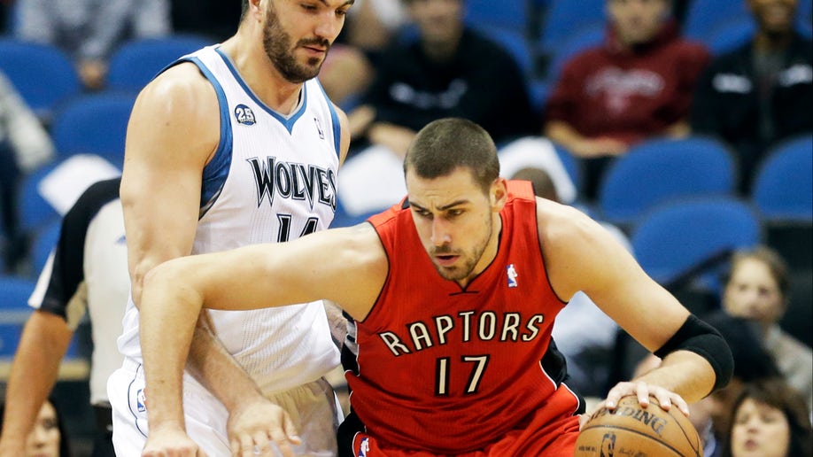 1e8cf06f-Raptors Timberwolves Basketball