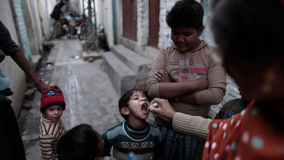 f04bd339-Pakistan Polio