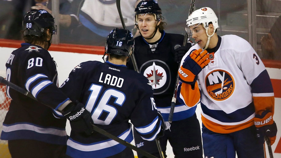 Islanders Jets Hockey