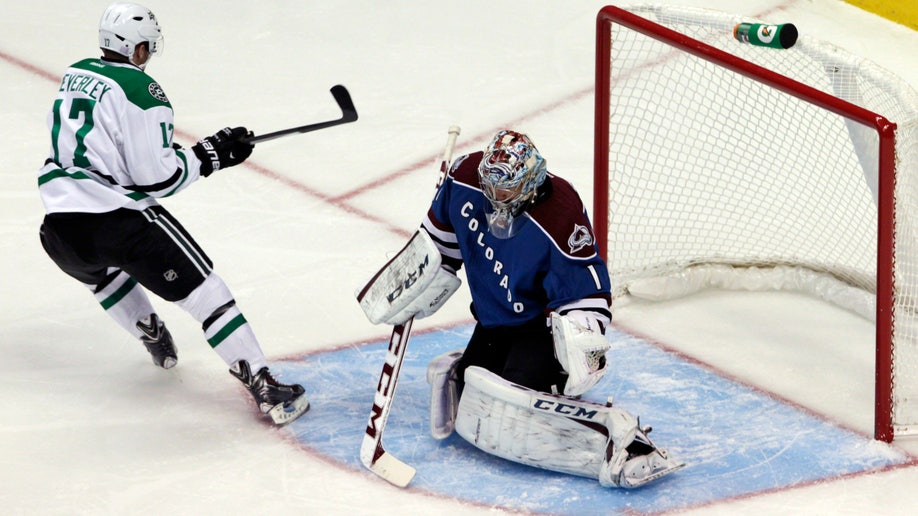 3bc67694-Stars Avalanche Hockey