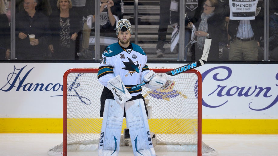 e852148f-Sharks Kings Hockey