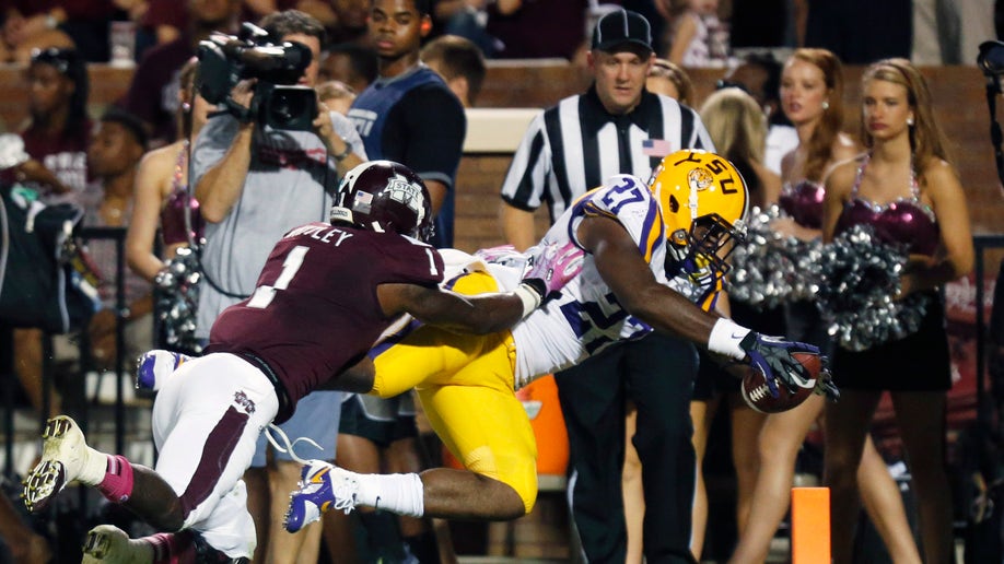 APTOPIX LSU Mississippi St Football