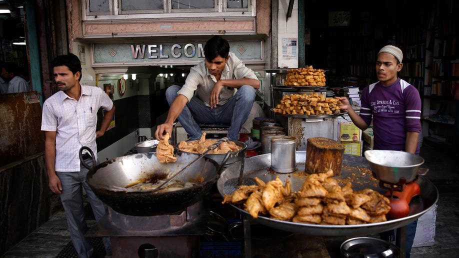 aa2c67a8-India Street Food Photo Essay