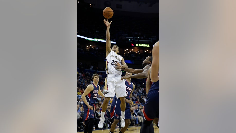 f1ff0033-Hawks Pelicans Basketball