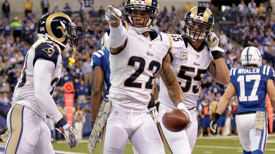 c11516ae-Rams Colts Football