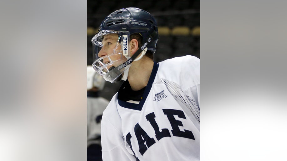 Frozen Four Yale Hockey