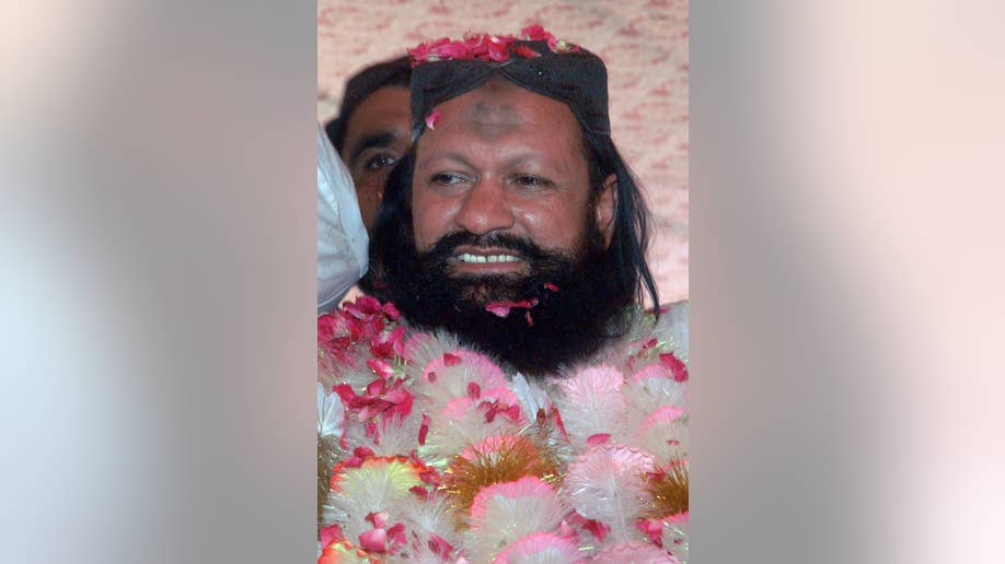 Polisi Pakistan dalam baku tembak membunuh mantan ketua kelompok sektarian Sunni terlarang, 13 orang lainnya