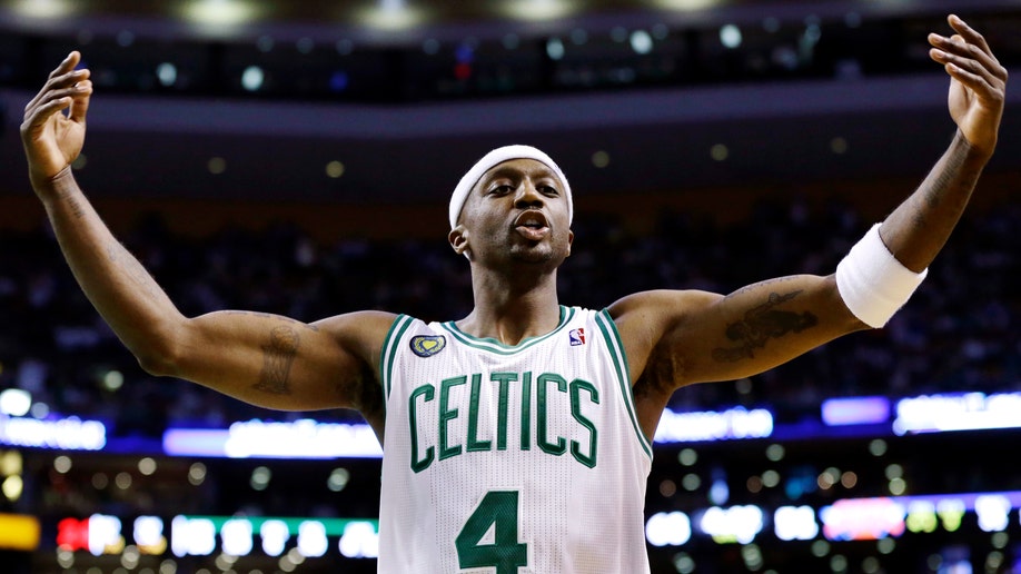 799c0d0c-Knicks Celtics Basketball