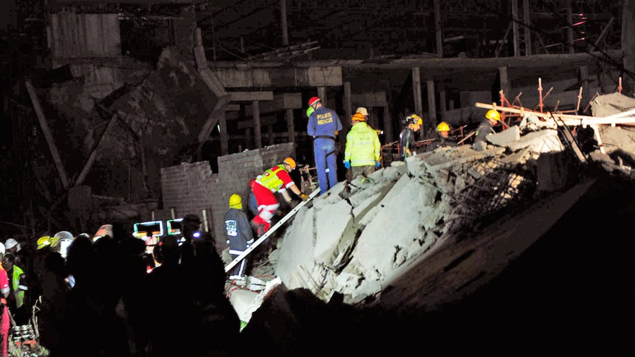 b896a3b8-South Africa Mall Collapse