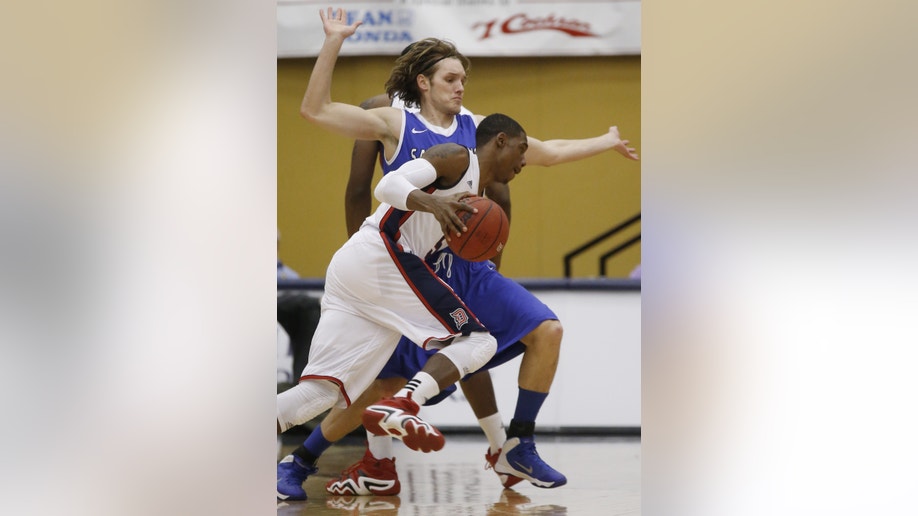 Saint Louis Duquesne Basketball