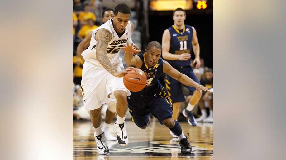 9754df3c-W Virginia Missouri Basketball