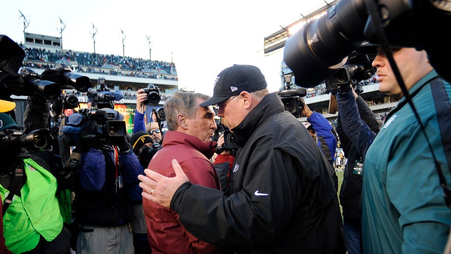 d905368b-Redskins Eagles Football