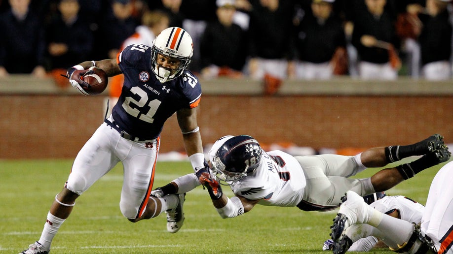 5d499718-Florida Atlantic Auburn Football