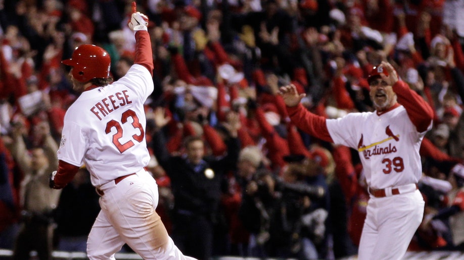 World Series 2011: St Louis Cardinals celebrate win from 2-time losers  Texas Rangers