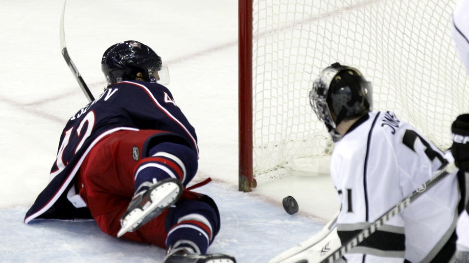 0682e09b-Kings Blue Jackets Hockey