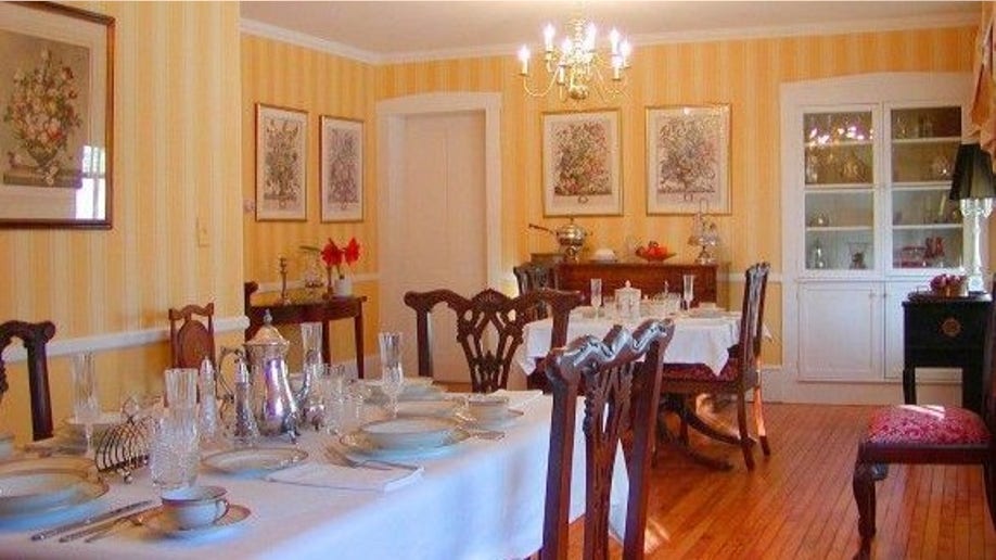 Why Hasn't Anyone Bought the 'Funny Farm' House in Vermont? Fox News