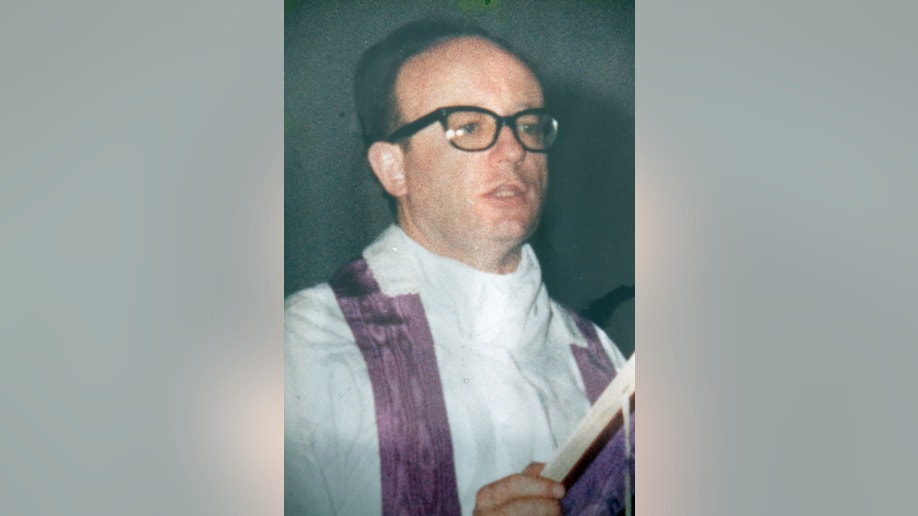 42b6f1c0-Argentina Dictatorship Slain Priests