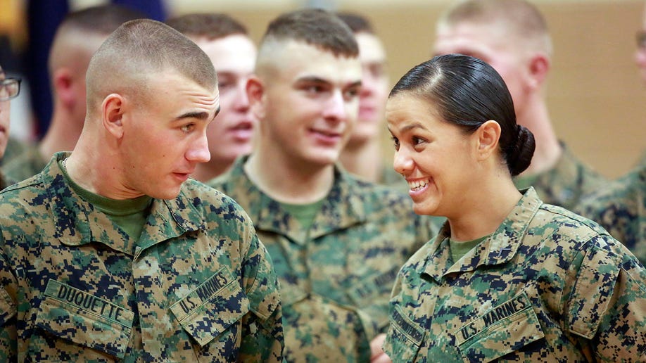 10941df8-Marines Women Grads