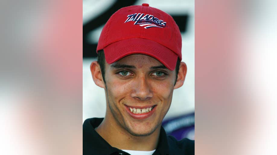 Bintang Sprint Car Clauson dirawat di rumah sakit setelah kecelakaan di Kansas