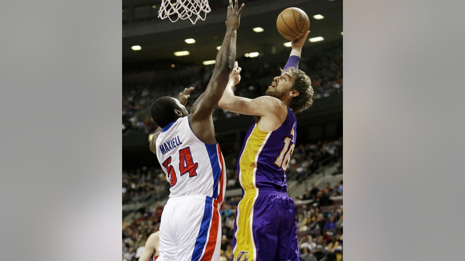 Lakers Pistons Basketball