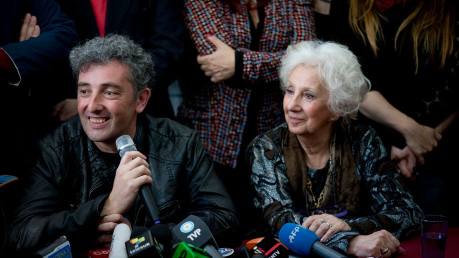 8a5901f2-Argentina Dirty War Children