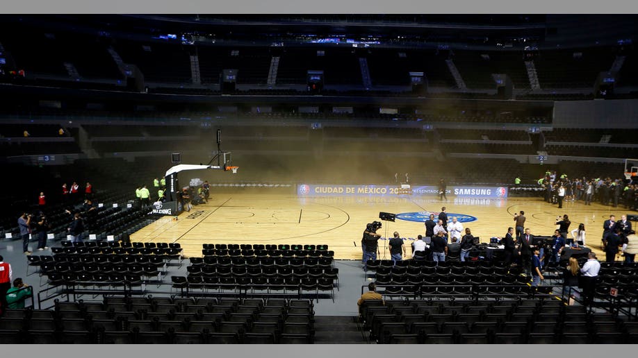 45d1fee3-Mexico Spurs Timberwolves Basketball