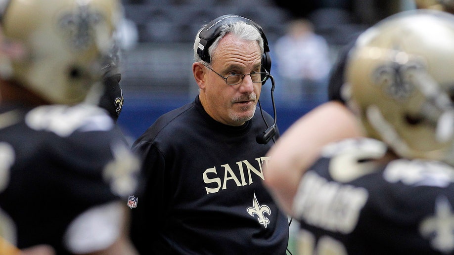 1df3bc95-Saints Cowboys Football