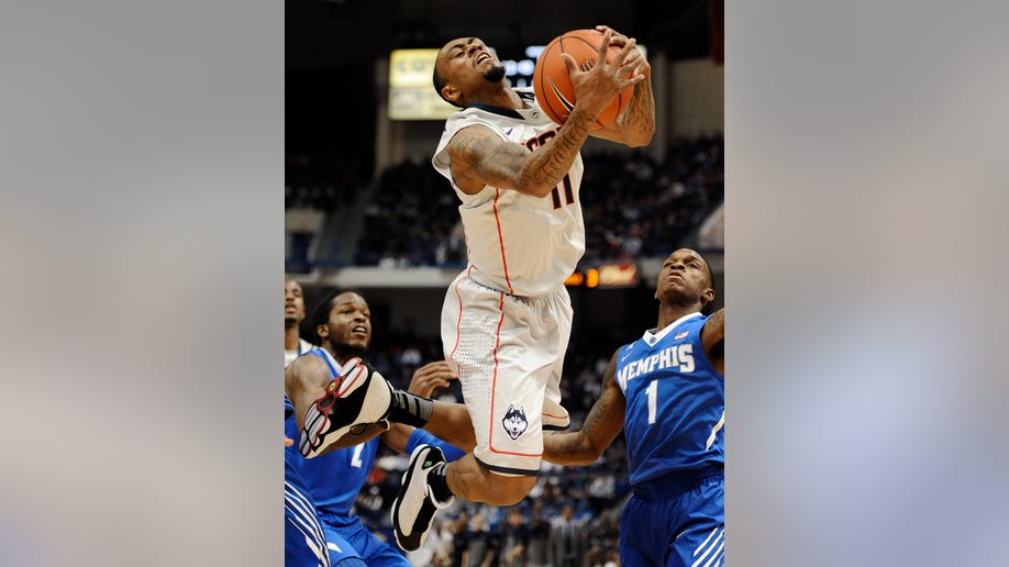 Memphis UConn Basketball