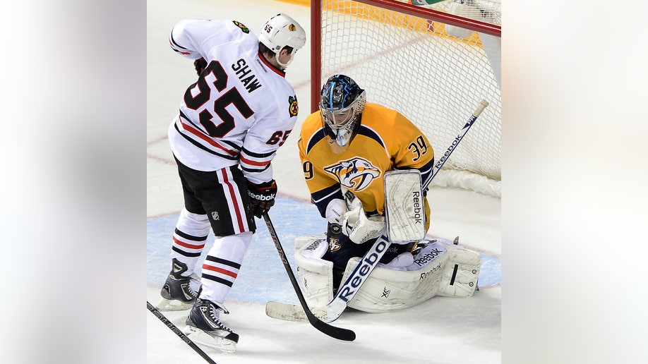 9ae0b54c-Blackhawks Predators Hockey