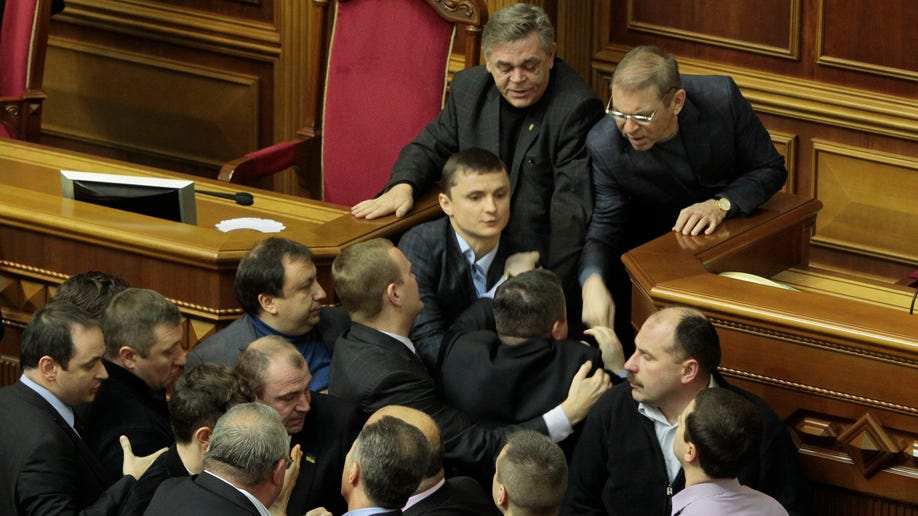 35013418-Ukraine Parliament