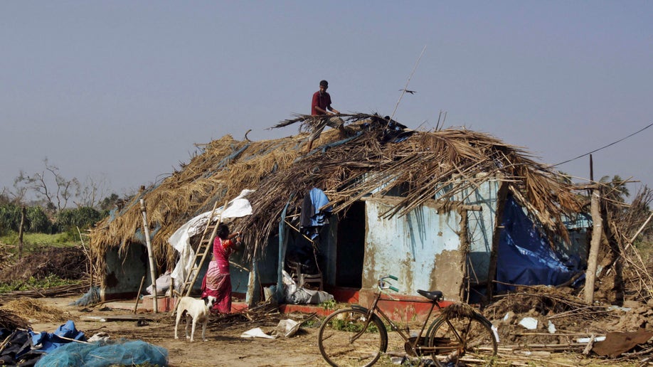 e30f56fd-India Cyclone