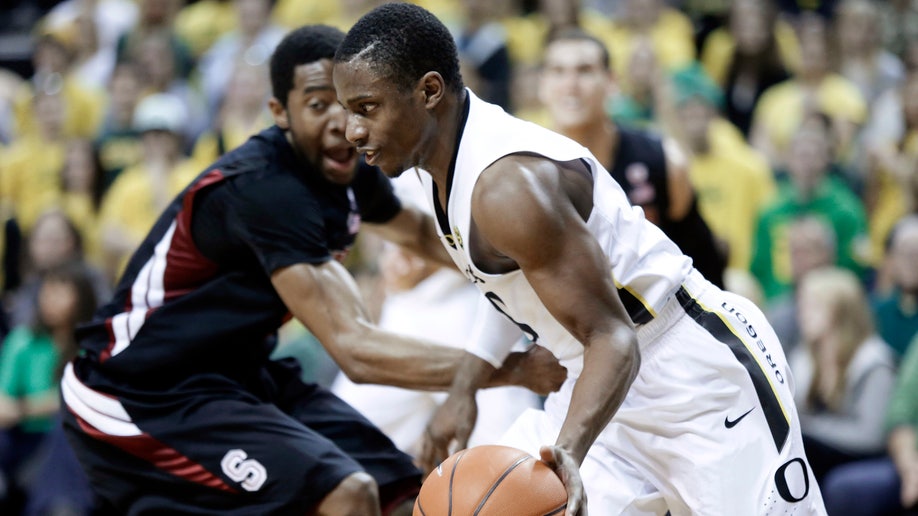 5d4e3711-Stanford Oregon Basketball