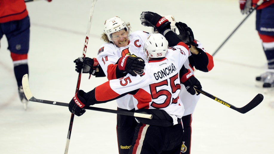 37cea417-Senators Capitals Hockey