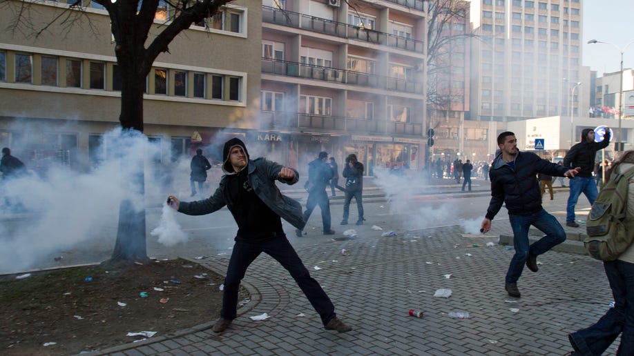 cbc1aa2a-Kosovo Students Protest