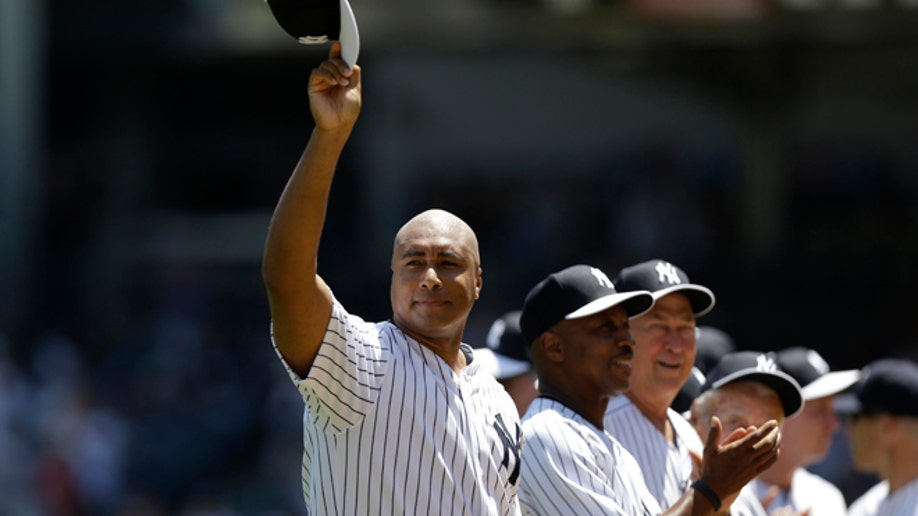 9dd21a85-Yankees-Retiring Numbers