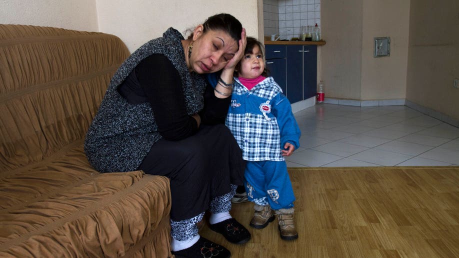 db5485e2-Kosovo France Family Expelled