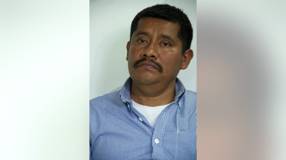 8d48c13f-Mexico Teacher Pardon