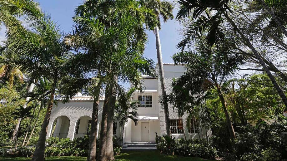 Al Capone's newly restored 90-year-old Miami Beach mansion begins new ...