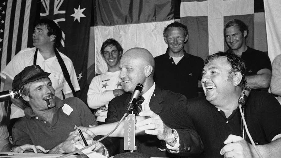 Alan Bond, pengusaha Australia yang mendanai kemenangan bersejarah Piala Amerika, meninggal pada usia 77 tahun