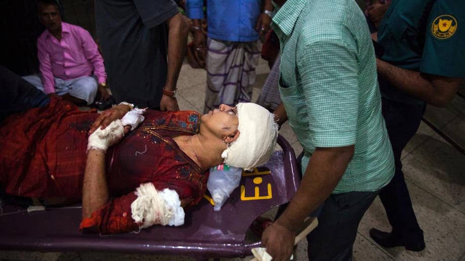 Penyerang di Dhaka membunuh blogger Bangladeshi-Amerika dan memberikan suara menentang ekstremisme agama