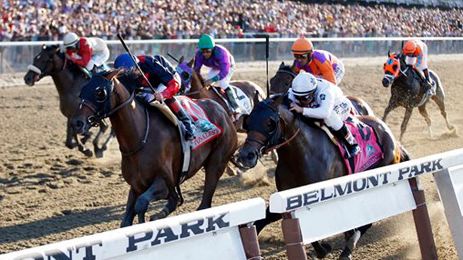 California Chrome gagal dalam tawaran Triple Crown karena tonalist dan joki Joel Rosario menang di Belmont Stakes